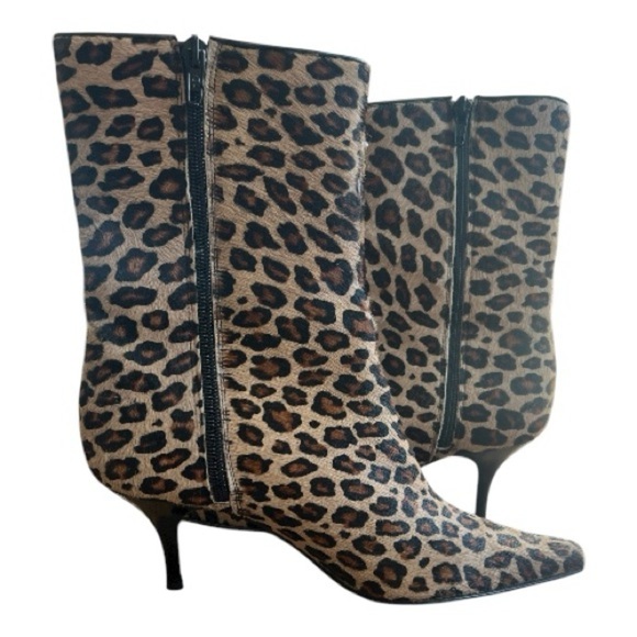 Casual Corner Calf hair leopard print boots with heels size 8 NWOT - Picture 2 of 9